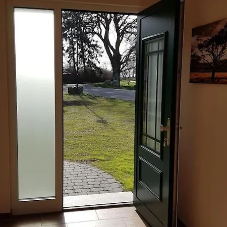 Ferienhaus Monchbusch Nahe Plauer * Alt Schwerin